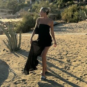 Hello Molly Celebrating Love Maxi Dress Black